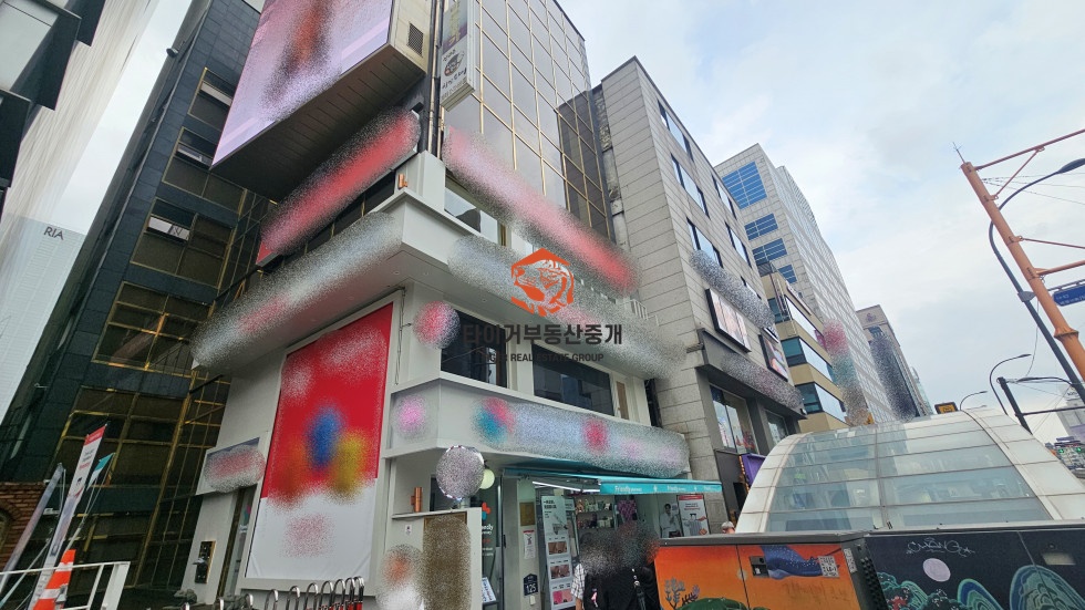 명동역 8번출구 앞 병원 임대, 외국인 관광객 사무실 임대