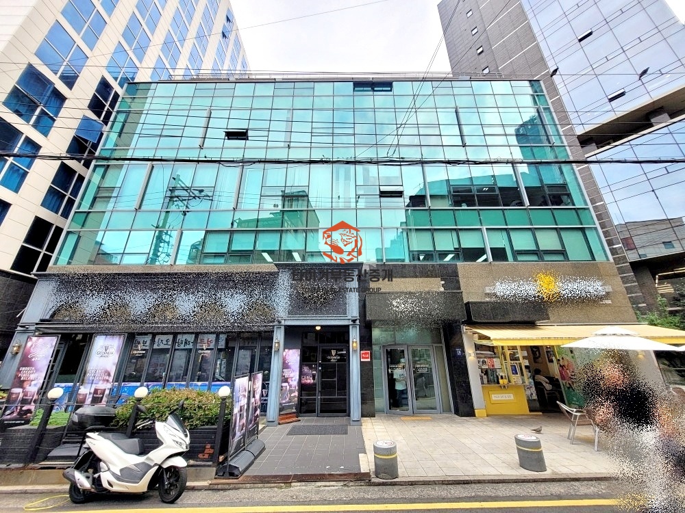 선릉역 가격 최고 대형 사무실 임대, 넓은 테라스 시스템에어컨 자주식주차2대 역삼동 사무실 사무실 임대