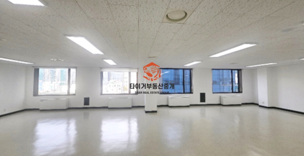 서초동 강남대로 사무실 임대 내외부 깔끔 컨디션 대로변